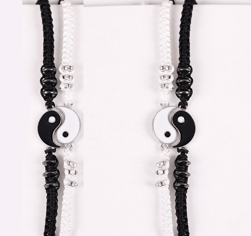 Bracelet-Porte-Bonheur-Couple-Bracelet-porte-bonheur-Vertus-Porte-bonheur-porte-chance.png